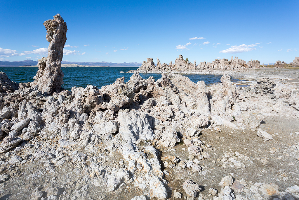 09-30 - 05.jpg - Mono Lake